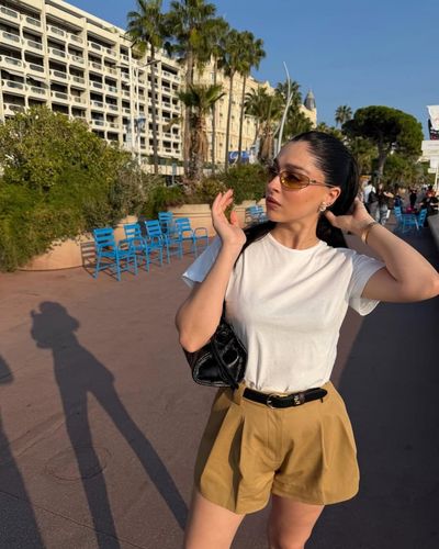 Cemre Baysel seksi ifşa fotoğrafı 30