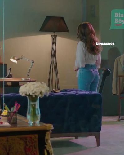 Cemre Baysel seksi ifşa fotoğrafı 321