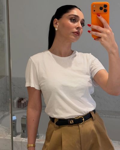 Cemre Baysel seksi ifşa fotoğrafı 343