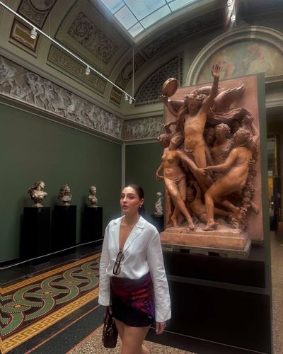 Cemre Baysel seksi ifşa fotoğrafı 388
