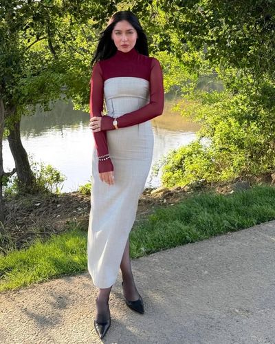 Cemre Baysel seksi ifşa fotoğrafı 464