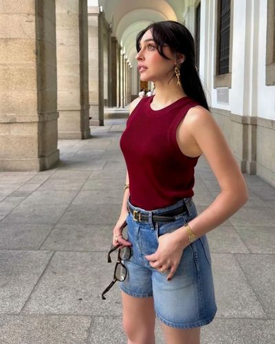 Cemre Baysel seksi ifşa fotoğrafı 468