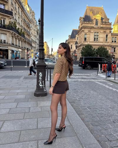 Cemre Baysel seksi ifşa fotoğrafı 60