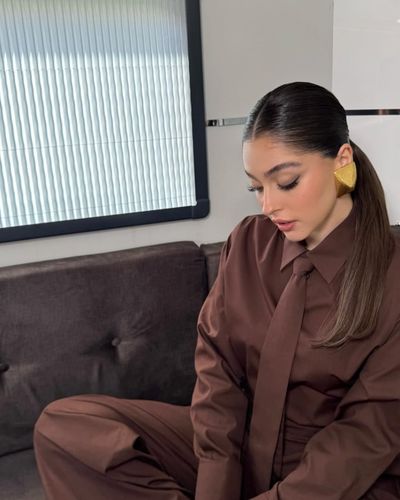 Cemre Baysel seksi ifşa fotoğrafı 71