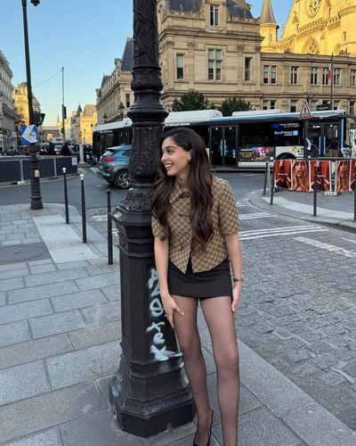 Cemre Baysel seksi ifşa fotoğrafı 78