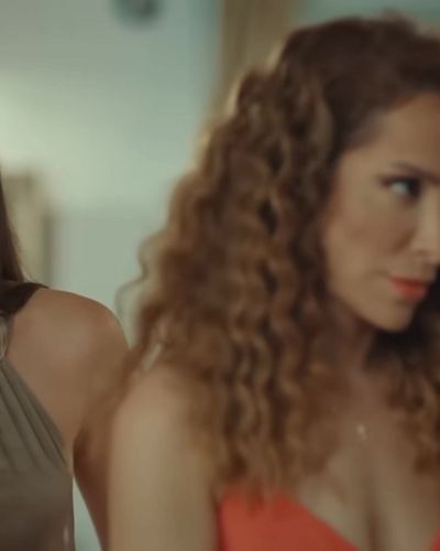 Cemre Gümeli seksi ifşa fotoğrafı 24 — Bay Yanlış (2020)