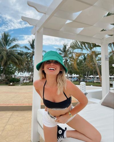 Cemre Solmaz seksi ifşa fotoğrafı 123