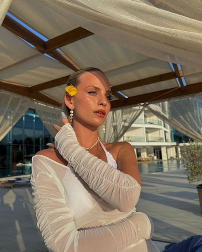 Cemre Solmaz seksi ifşa fotoğrafı 12