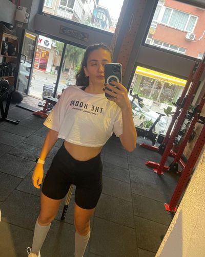 Ceren Benderlioğlu seksi ifşa fotoğrafı 91756