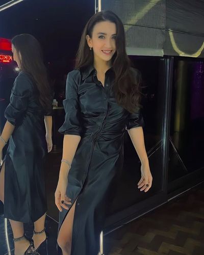 Ceren Benderlioğlu seksi ifşa fotoğrafı 91736