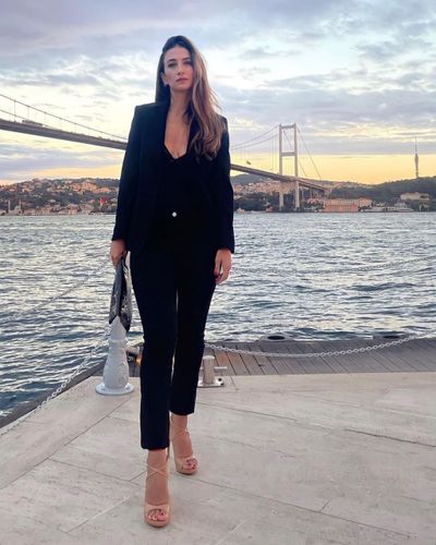 Ceren Benderlioğlu seksi ifşa fotoğrafı 91712
