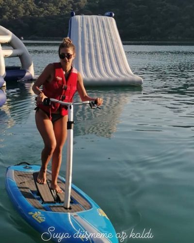 Ceren Benderlioğlu seksi ifşa fotoğrafı 91562