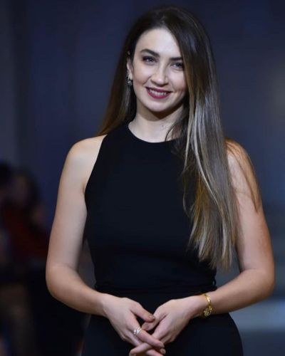 Ceren Benderlioğlu seksi ifşa fotoğrafı 91451