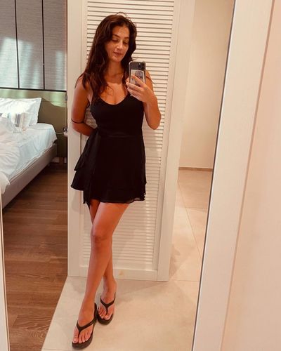 Ceren Benderlioğlu seksi ifşa fotoğrafı 847