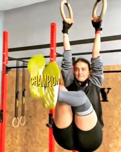 Ceren Benderlioğlu seksi ifşa fotoğrafı 880