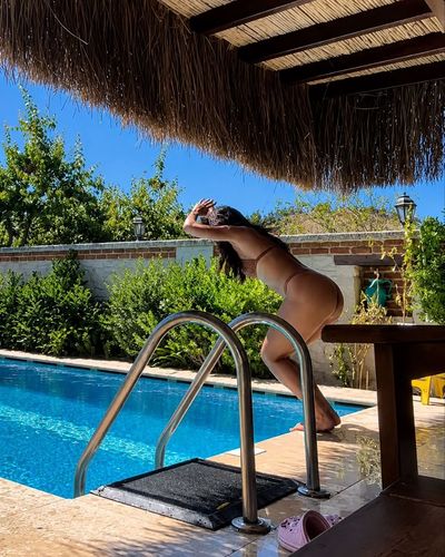 Ceren Benderlioğlu seksi ifşa fotoğrafı 899