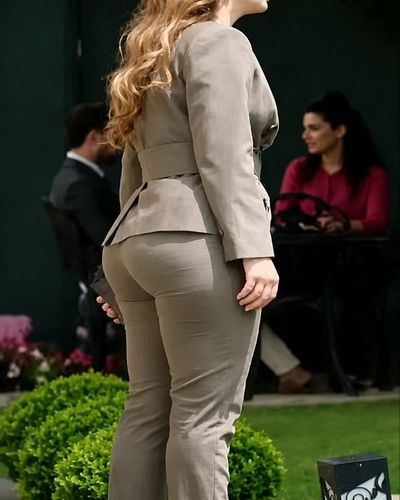 Ceren Benderlioğlu seksi ifşa fotoğrafı 903