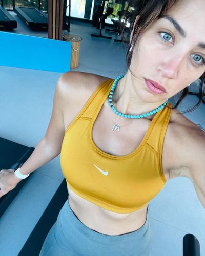 Ceren Benderlioğlu seksi ifşa fotoğrafı 931