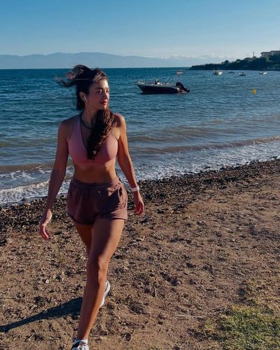 Ceren Benderlioğlu seksi ifşa fotoğrafı 936