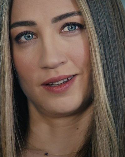 Ceren Benderlioğlu seksi ifşa fotoğrafı 130
