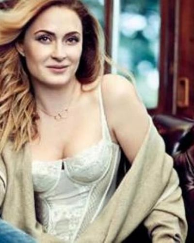 Ceyda Düvenci seksi ifşa fotoğrafı 102