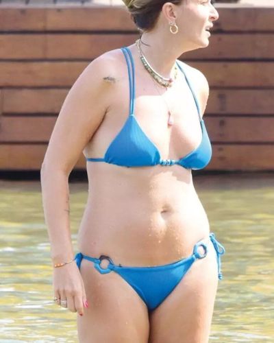 Ceyda Düvenci seksi ifşa fotoğrafı 121