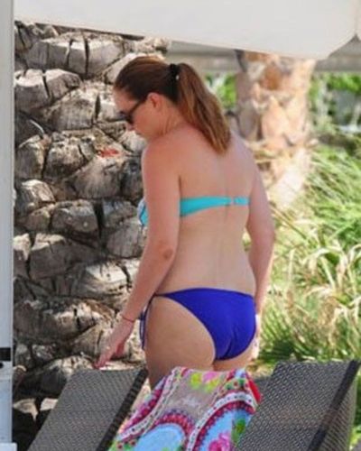 Ceyda Düvenci seksi ifşa fotoğrafı 126