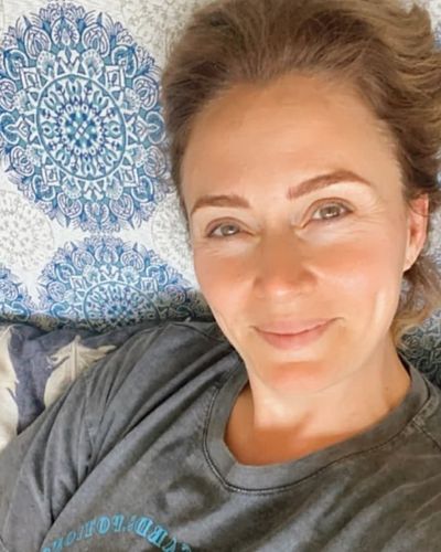 Ceyda Düvenci seksi ifşa fotoğrafı 12