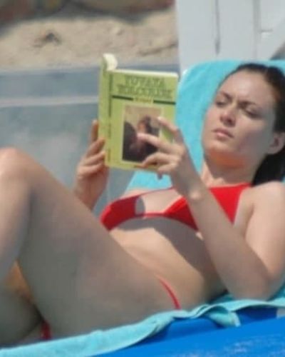 Ceyda Düvenci seksi ifşa fotoğrafı 35