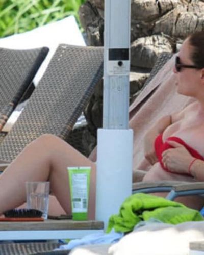 Ceyda Düvenci seksi ifşa fotoğrafı 46
