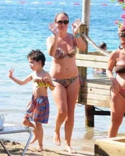 Ceyda Düvenci seksi ifşa fotoğrafı 51