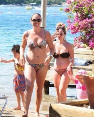 Ceyda Düvenci seksi ifşa fotoğrafı 52