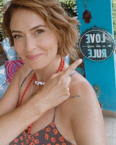 Ceyda Düvenci seksi ifşa fotoğrafı 95