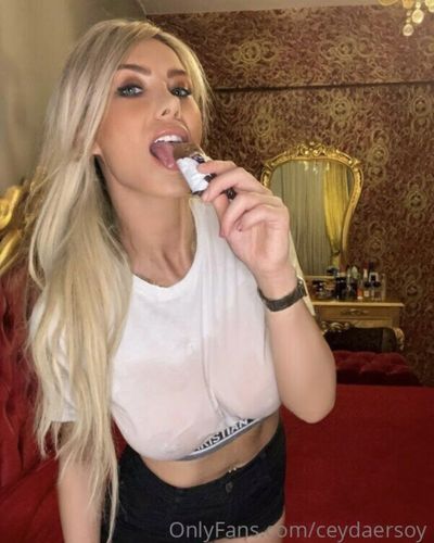 Ceyda Ersoy seksi ifşa fotoğrafı 69
