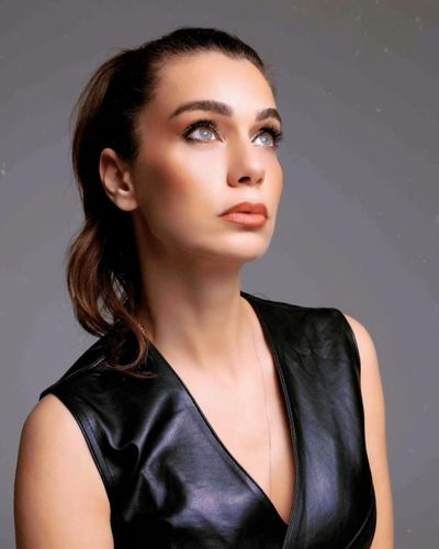 Çiğdem Batur seksi ifşa fotoğrafı 114