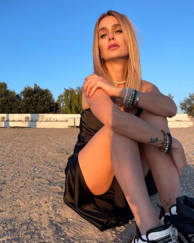 Çiğdem Batur seksi ifşa fotoğrafı 163
