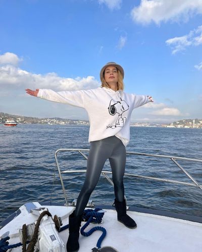 Çiğdem Batur seksi ifşa fotoğrafı 39135