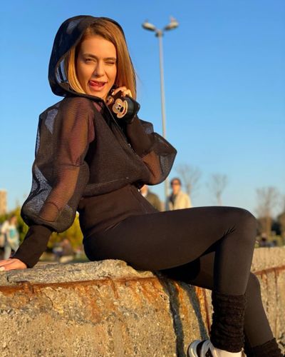 Çiğdem Batur seksi ifşa fotoğrafı 39111
