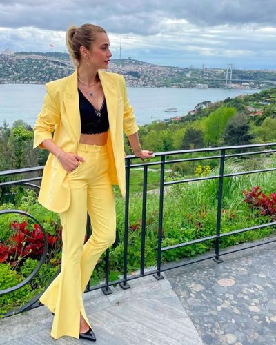 Çiğdem Batur seksi ifşa fotoğrafı 38721