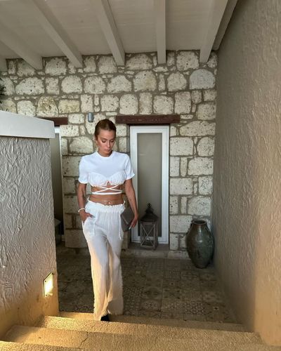 Çiğdem Batur seksi ifşa fotoğrafı 23