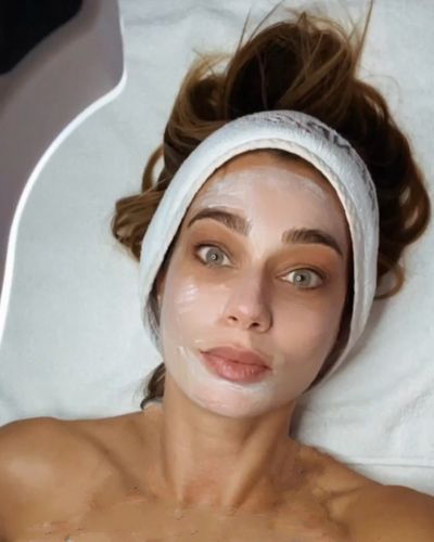 Çiğdem Batur seksi ifşa fotoğrafı 38489