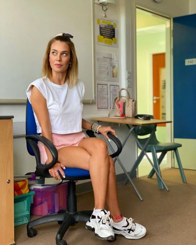 Çiğdem Batur seksi ifşa fotoğrafı 38111
