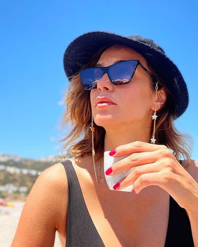 Çiğdem Batur seksi ifşa fotoğrafı 37600