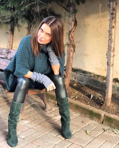 Çiğdem Batur seksi ifşa fotoğrafı 36832