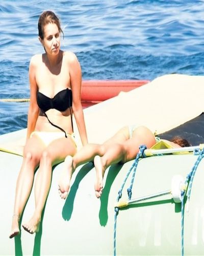Çiğdem Batur seksi ifşa fotoğrafı 36663