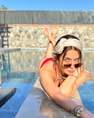 Çiğdem Batur seksi ifşa fotoğrafı 49