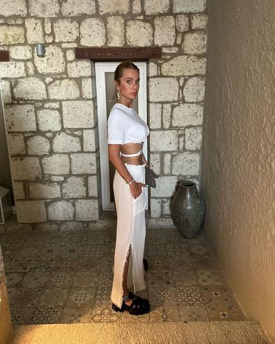 Çiğdem Batur seksi ifşa fotoğrafı 57