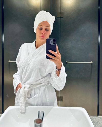 Çiğdem Batur seksi ifşa fotoğrafı 15673