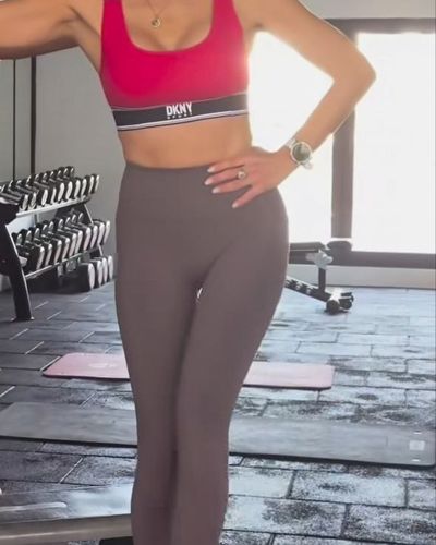 Çiğdem Batur seksi ifşa fotoğrafı 9899