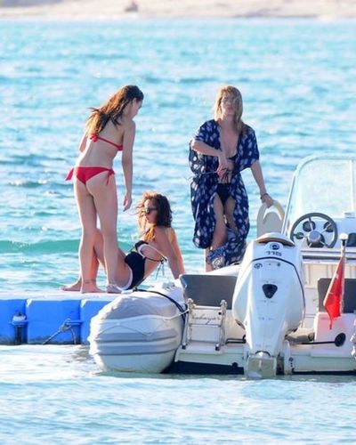 Damla Colbay seksi ifşa fotoğrafı 65